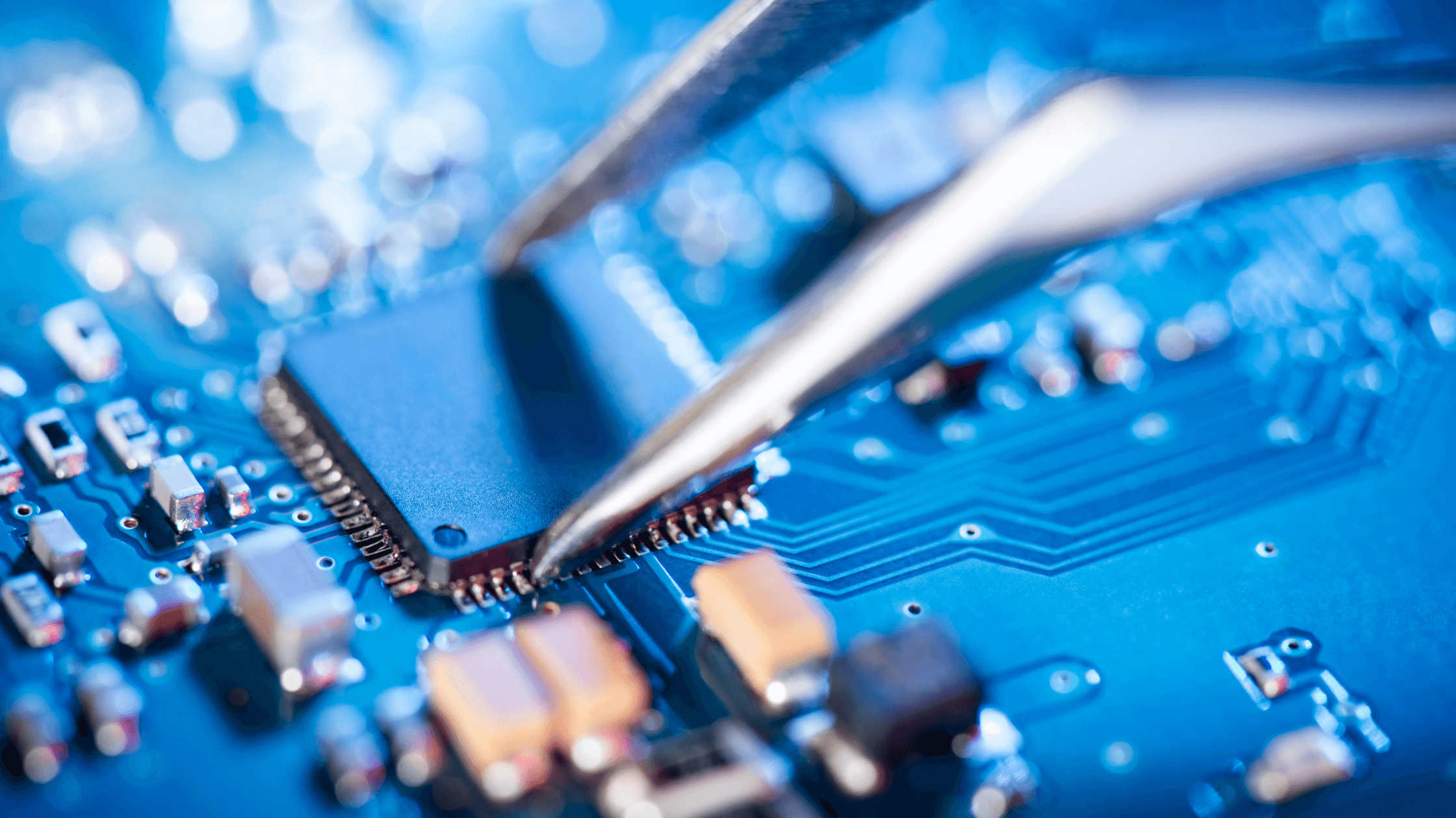 Signs of Recovery in the Global Semiconductor Industry: Three Singapore Stocks to Watch